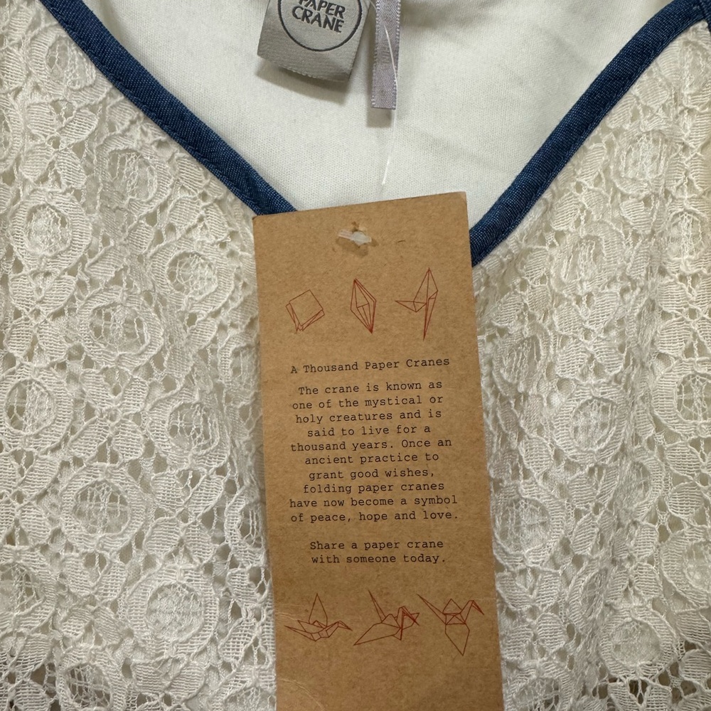 Paper Crane White Lace Camisole with Blue Trim - Picture 4 of 6